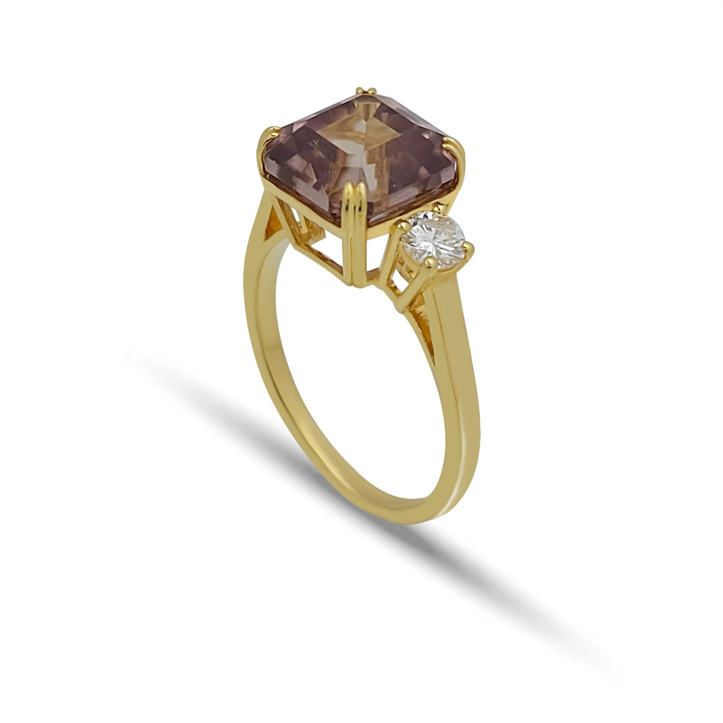 Diaspore Yellow-Gold Ring