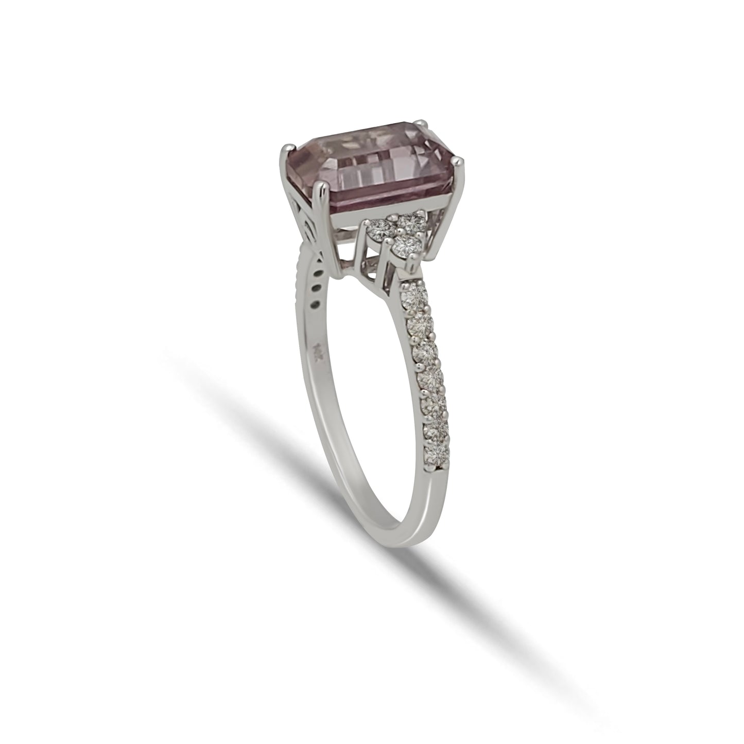 Diaspore White-Gold Ring